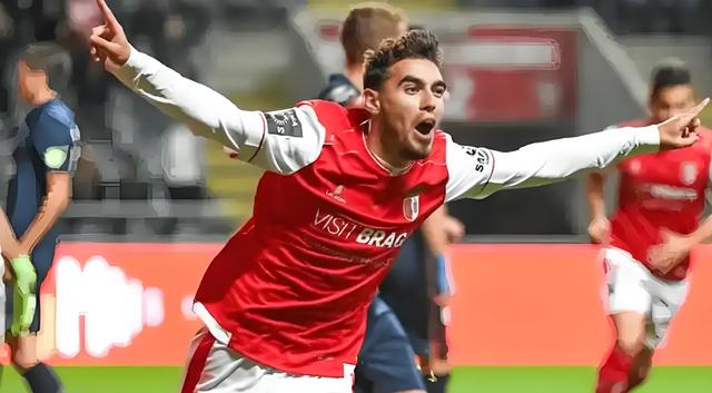 包含费耶诺德今夜绝杀压哨,志在葡超名次提升,信心回归,年轻球员得到机会的词条 包含费耶诺德今夜绝杀压哨,志在葡超名次提升,信心回归,年轻球员得到机会的词条