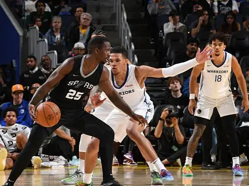 圣安东尼奥马刺关键时刻伤情更新；志在NBA常规赛名次提升；悬念犹存；训练强度明显提升的简单介绍