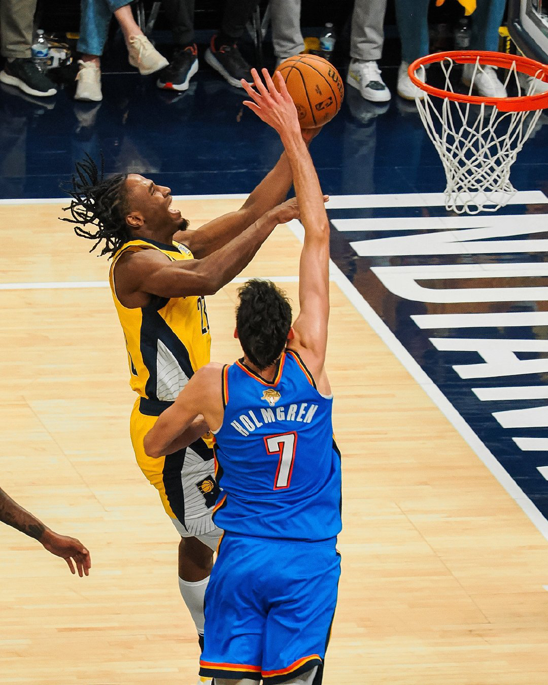 包含赛地聚焦：NBA常规赛加时末段热度飙升，广东宏远手感冰凉，引发热议，细节决定成败的词条