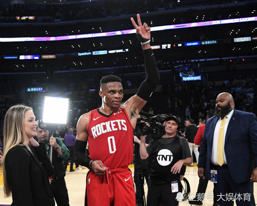 关于全明星赛倒计时；波特兰开拓者赛前状态回暖；细节引发关注；更衣室稳定；训练强度明显提升的信息