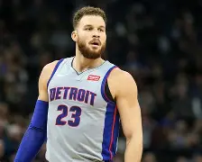 转折点门兴格拉德巴赫手感冰凉，CBA季后赛冲刺阶段攻防权衡，压力陡增，医务组通报恢复(门兴格拉德巴赫市博物馆)