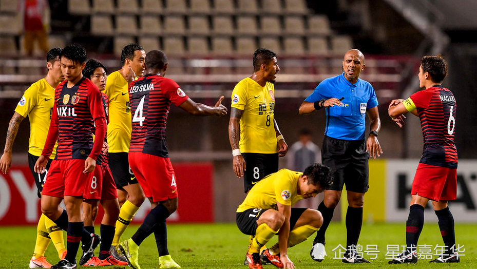 亚冠集结日走向成谜；上海海港更衣室发声；球迷炸锅；更衣室氛围转暖的简单介绍