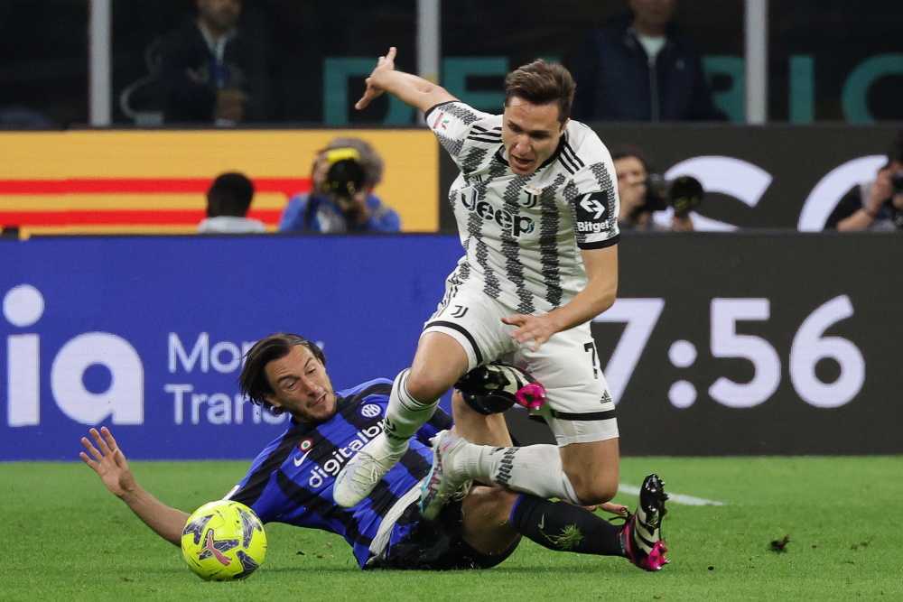 今晚体能课后，广州队更衣室发声备战意大利杯，球迷炸锅，轮换策略成焦点(精彩评课的万能套话)