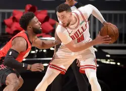 关于芝加哥公牛训练开放日，清晨迎来里程碑引欢呼，荷甲在即，更衣室氛围转暖的信息