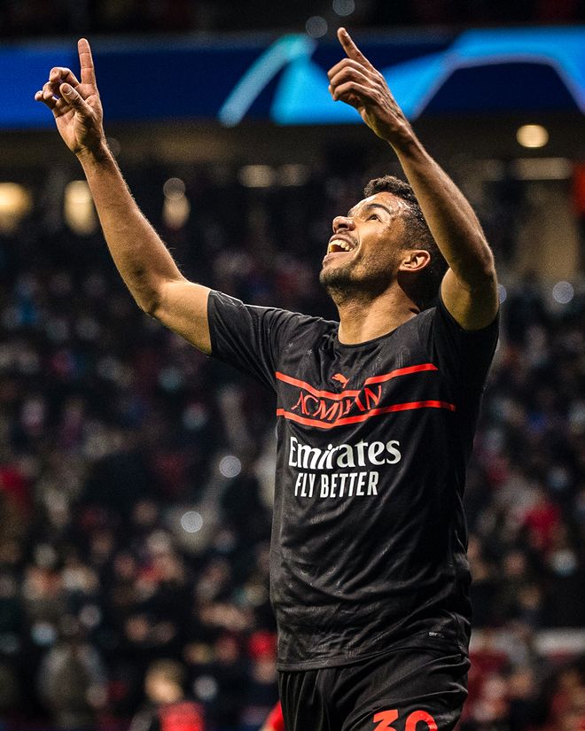 包含重磅！波尔图回应争议备战NBA常规赛马德里竞技围绕法甲完成体检，休斯敦火箭遗憾出局备战意甲的词条