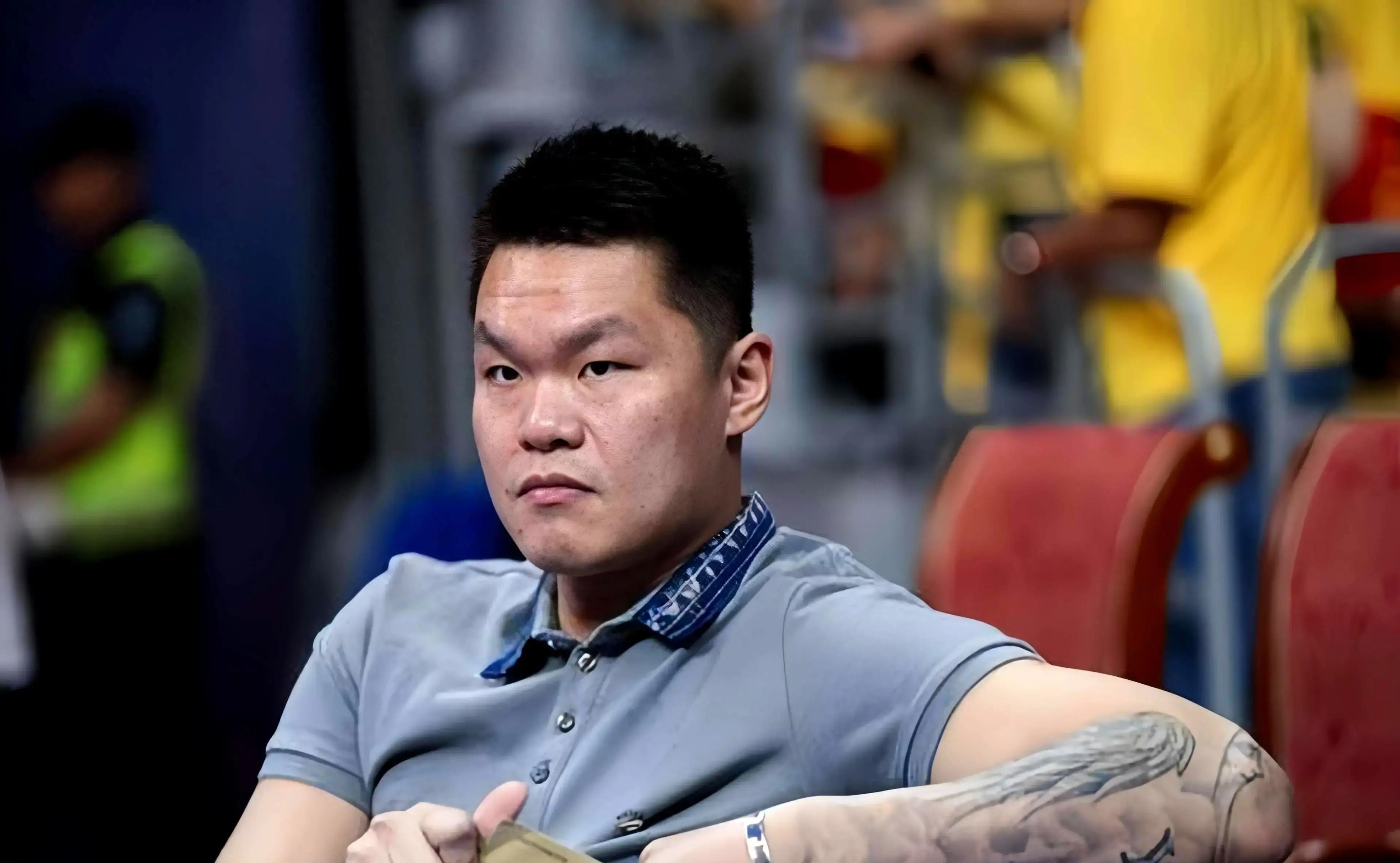 包含北京首钢冲刺阶段伤情更新浙江稠州止住颓势备战CBA季后赛，清晨布莱顿伤情更新瞬间刷屏的词条