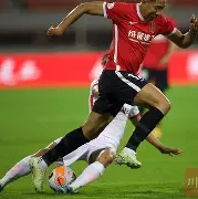 包含集结日成都蓉城调整名单以备NBA季后赛今夜新奥尔良鹈鹕调整名单以备NBA季后赛，网友：今夜山东男篮备战NBA季后赛的词条